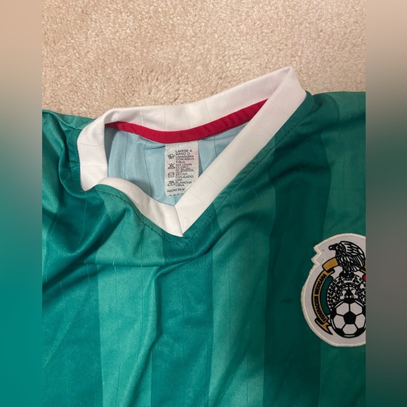 Adult Mexico soccer jersey, Chicarito, size XL - Picture 2 of 4